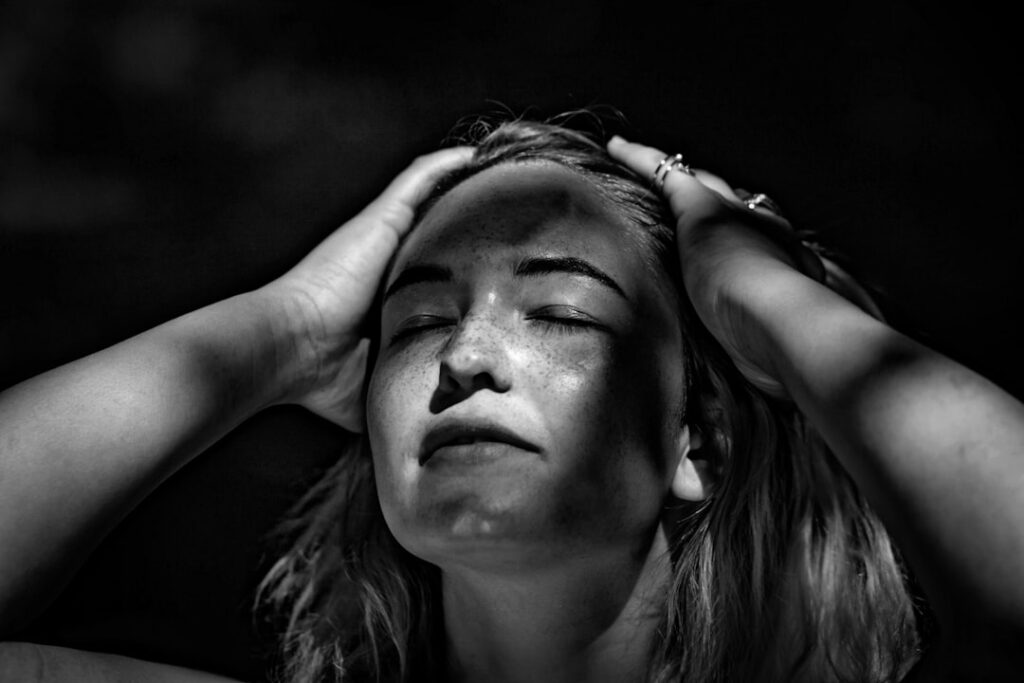 How long after head injury can symptoms occur in adults in Orange County 4 head pain after accident
